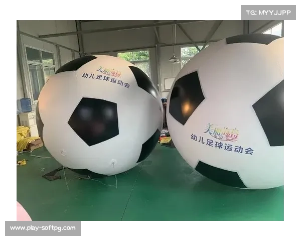 德甲新规:球童仅负责置球禁抛球员避免争议与误解 德甲新规:球童仅负责置球禁抛球员避免争议与误解